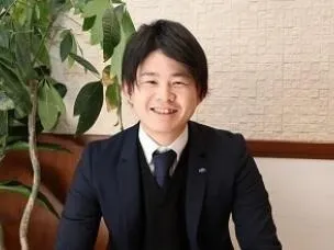 小島　孝介